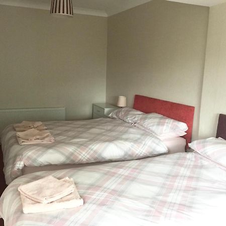 Large 4 Bedroom Home In Boston Spa Village In-Between York, Harrogate And Leeds, Sleeps 9 Εξωτερικό φωτογραφία