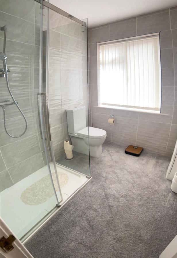 Large 4 Bedroom Home In Boston Spa Village In-Between York, Harrogate And Leeds, Sleeps 9 Εξωτερικό φωτογραφία