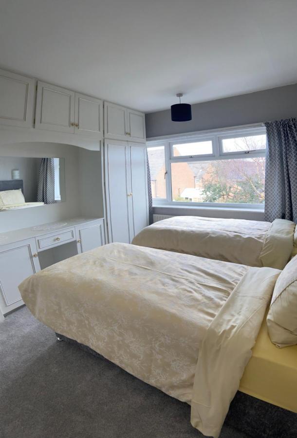 Large 4 Bedroom Home In Boston Spa Village In-Between York, Harrogate And Leeds, Sleeps 9 Εξωτερικό φωτογραφία