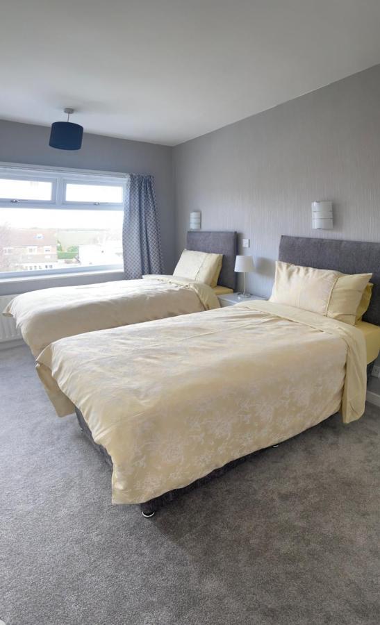 Large 4 Bedroom Home In Boston Spa Village In-Between York, Harrogate And Leeds, Sleeps 9 Εξωτερικό φωτογραφία