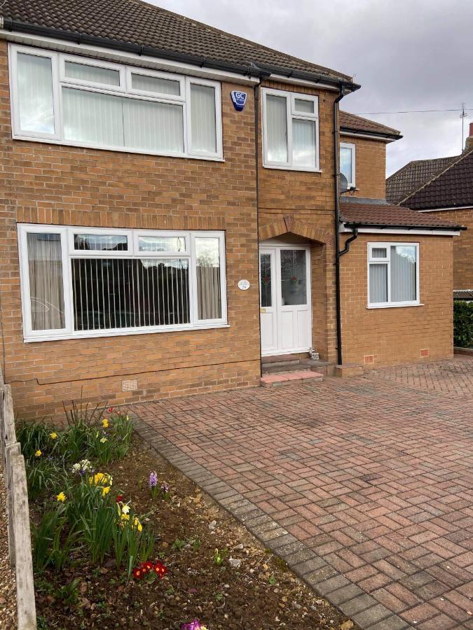 Large 4 Bedroom Home In Boston Spa Village In-Between York, Harrogate And Leeds, Sleeps 9 Εξωτερικό φωτογραφία